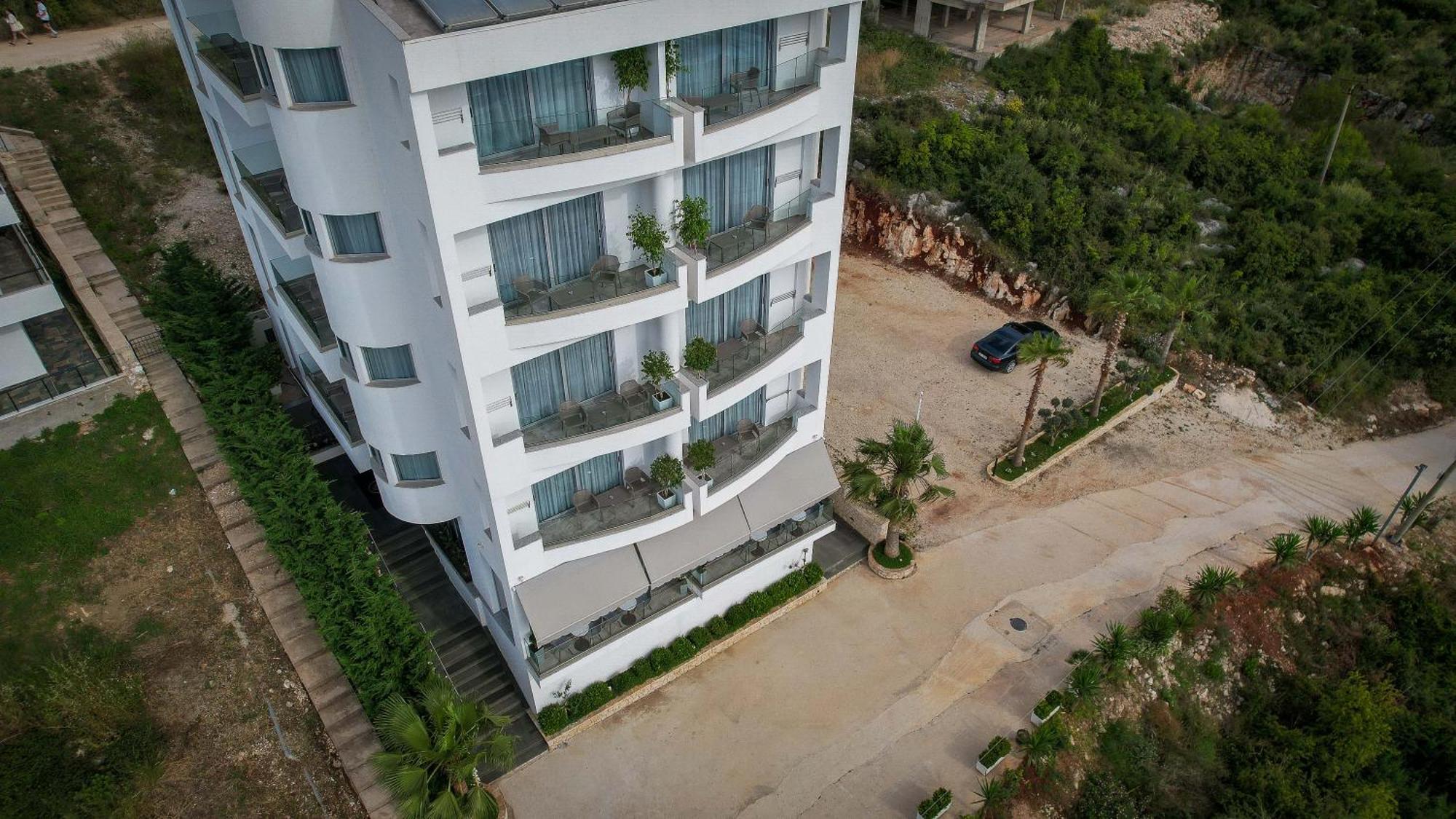 Hotel Teuta Sarandë Exteriör bild